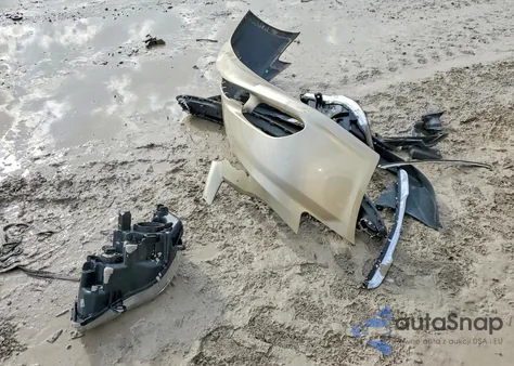 2011 Chrysler Town & Country Touring L z USA, uszkodzony, nr VIN 2A4RR8DG9BR782109